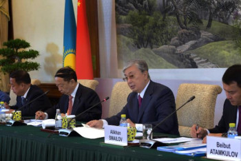 Фотография к новости: Тоқаев ҚХР іскерлік орта өкілдерімен кездесті