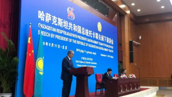 Фотография к новости: Тоқаев ҚХР-да баяндамасын қазақ тілінде жасады