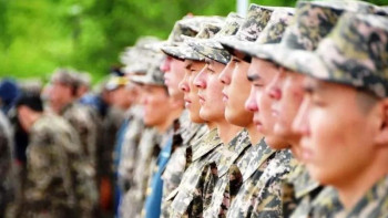 Фотография к новости: Ақтөбе облысында 1000-нан астам жігіт әскерге шақырылды