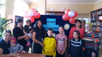 Фотография к новости: Қарағанды облысында «Бүкіл отбасымен кітапханаға» акциясы ұйымдастырылды