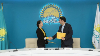 Фотография к новости: «Nur Otan»-ның қолдауымен өтетін айтыс «Qazaqstan» телеарнасынан көрсетіледі