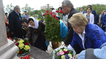 Фотография к новости: Атырауда Фариза Оңғарсынованың 80 жылдығы атап өтілді