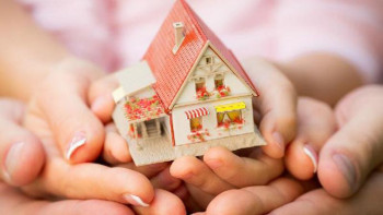 Фотография к новости: «Бақытты отбасы» бағдарламасымен 281 отбасы баспаналы болды