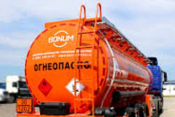 Фотография к новости: Атырау облысында жанар-жағармайды заңсыз сатқан ЖШС директоры сотталды