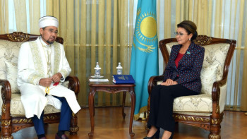 Фотография к новости: Ұлтаралық және дінаралық үйлесімді сақтау қажет – Дариға Назарбаева