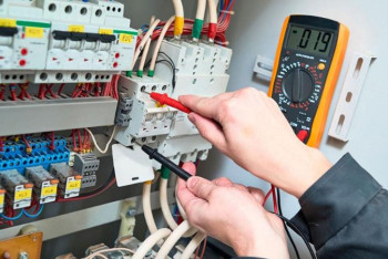 Фотография к новости: Өскеменнің үздік сантехнигі мен электригі анықталды