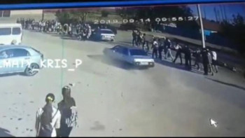 Фотография к новости: Ақтөбеде жүргізуші колледж студенттерін қағып кетті