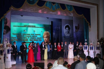 Фотография к новости: Атырауда Фариза Оңғарсынованың 80 жылдығына арналған апталық қорытындыланды