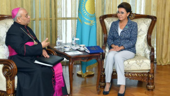 Фотография к новости: Дариға Назарбаева Ватиканға барады 