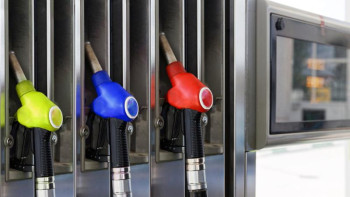 Фотография к новости: Отандық бензиннің Ресейге шығуын шектеу қажет – ҰҚК 