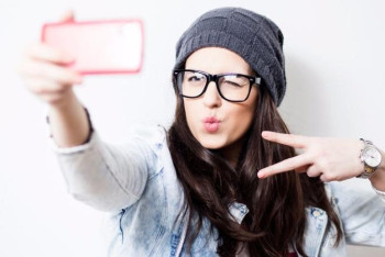 Фотография к новости: 28 жастағы қыз селфидің арқасында тірі қалған