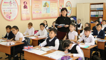 Фотография к новости: Мұғалімдерге мемлекеттік сыйлық тағайындалады – министр