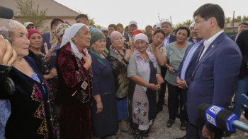 Фотография к новости: Бауыржан Байбек Арыс қаласын қалпына келтіру жұмыстарымен танысты