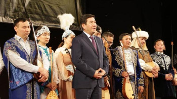 Фотография к новости: Қарағандыда өткен халықаралық айтыста екі Гран-при табысталды