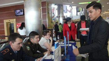 Фотография к новости: Ақтөбе облысында тергеушілер мен патрульді полиция қызметкерлері тапшы
