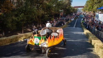 Фотография к новости: Алматыда креативті ұшқыр болидтердің жарысы өтті