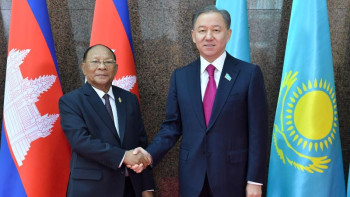 Фотография к новости: Нығматулин Камбоджа парламентінің төрағасымен кездесті 