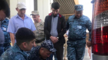 Фотография к новости: Есірткі алып өтпек болған Тәжікстан азаматы ұсталды 