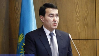 Фотография к новости: Биыл салық төлеуде проблемалар болмауы тиіс - Әлихан Смайылов