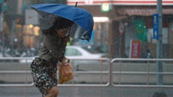 Фотография к новости: Бүгін еліміздің басым бөлігінде жел күшейіп, жаңбыр жауады 