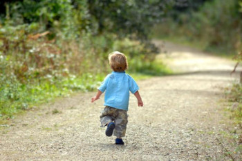 Фотография к новости: Атыраулық гвардияшылар адасып кеткен балаларды тауып алған