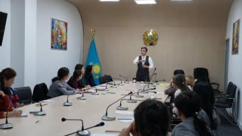 Фотография к новости: Нұр-Сұлтанда әлеуметтік кәсіпкерлік негіздері оқытылды 