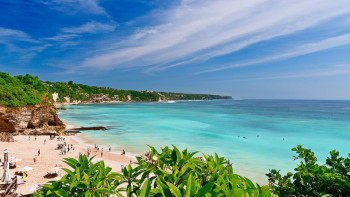 Фотография к новости: Индонезия. Джунгли мен қалалар, дін мен зайырлы мекен