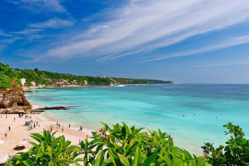 Фотография к новости: Индонезия. Джунгли мен қалалар, дін мен зайырлы мекен