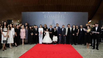 Фотография к новости: Бүгін 2,5 жыл бойы 2,5 млрд теңгеге түсірілген 2,5 сағаттық «Томирис» фильмі көрерменге жол тартады