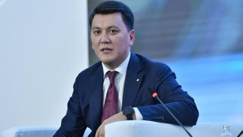 Фотография к новости: Ерлан Қарин Ұлттық кеңес жұмысы жайлы: 77 пунктіден тұратын жоспар бекітілді