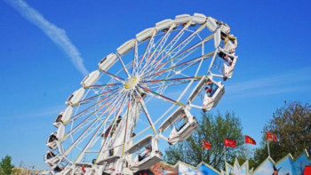 Фотография к новости: Мехикода америкалық әткеншек құлады: қаза тапқандар бар