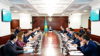 Фотография к новости: Үкіметте жер қатынастарын цифрландыру және мемлекеттік қызметтерді оңтайландыру мәселелері қаралды