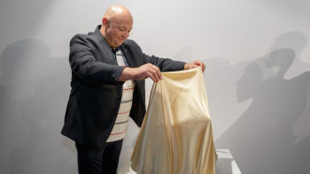 Фотография к новости: Чехиялық шыны шебері Елбасыға ерекше сый тартты