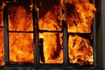 Фотография к новости: Рудныйдағы өрт. Зейнеткер өртеніп кетті