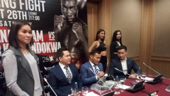 Фотография к новости: Қанат Ислам GGG мен Деревянченко жекпе-жегіне қатысты ойын білдірді