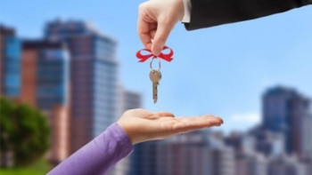 Фотография к новости: Білім беру және денсаулық сақтау қызметкерлері үшін алғашқы 116 пәтер бөлінеді