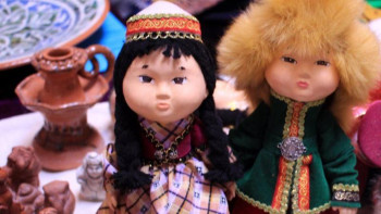 Фотография к новости: Алматыда "Алтын алма" жәрмеңкесі өтіп жатыр