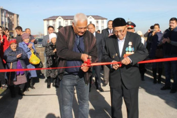 Фотография к новости: Ақмола облысында 40 отбасыға пәтер кілті табысталды