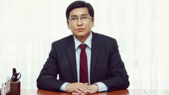 Фотография к новости: Білім және ғылым министрі Ұстаздар күнімен құттықтады