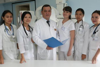 Фотография к новости: Қостанай облысының медициналық мекемелері 239 дәрігермен толықты