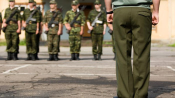 Фотография к новости: Батыс Қазақстанда пара алған әскери бөлім басшылары сотталды