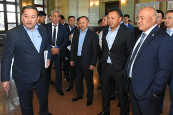 Фотография к новости: Сауат Мыңбаев пен Өмірзақ Шөкеев Арыста болды 