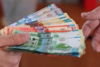 Фотография к новости: Жұмыспен қамту орталығының директоры пара берді деген күдікке ілінді