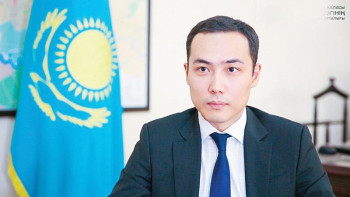 Фотография к новости: Әнуар Жанғозин қызметінен кетеді