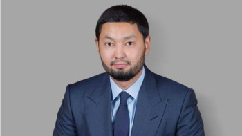 Фотография к новости: Кеңес Рақышев Қазақстан бокс федерациясын басқарады