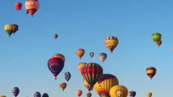 Фотография к новости: АҚШ-та әуе шарлары фестивалінде бірнеше адам зардап шекті