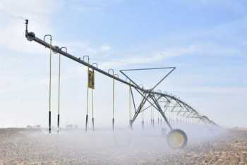 Фотография к новости: Түркістандық шаруалар жаңбырлатып суару тәсілін меңгеруде