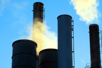 Фотография к новости: Жұмада Өскеменде ауа сапасы нашарлайды