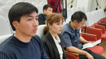 Фотография к новости: Түркістан облысында 100 мыңға жуық отбасыға АӘК берілді