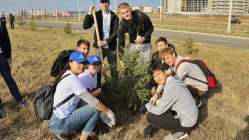 Фотография к новости: ШҚО-да ағаш отырғызу бойынша республикалық акция өтті